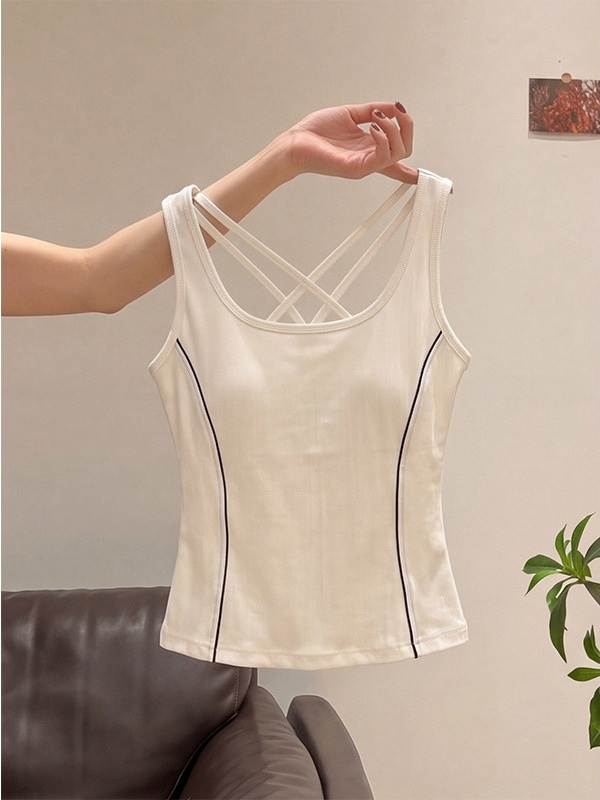 سترة نسائية بتصميم أمريكي مع أ - مراجعة Crossfit Vest وسعره